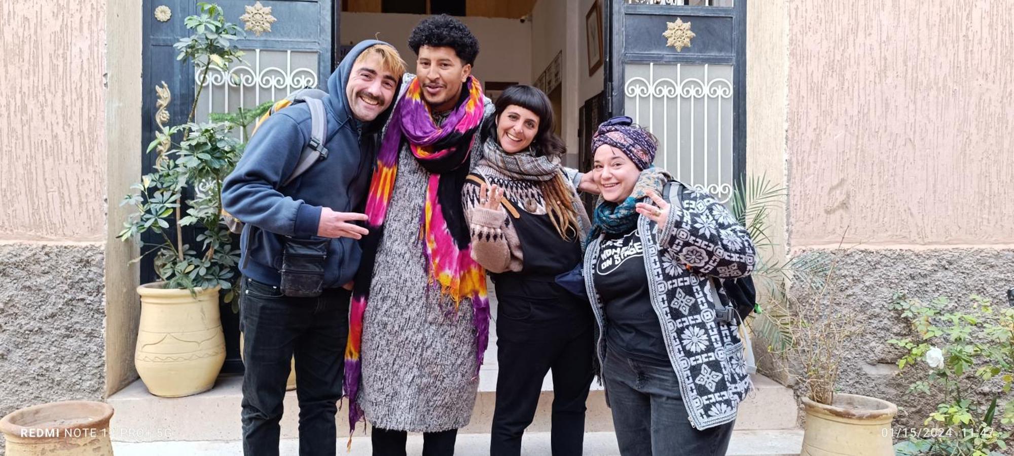 Afgo Hostel Tajda Buitenkant foto