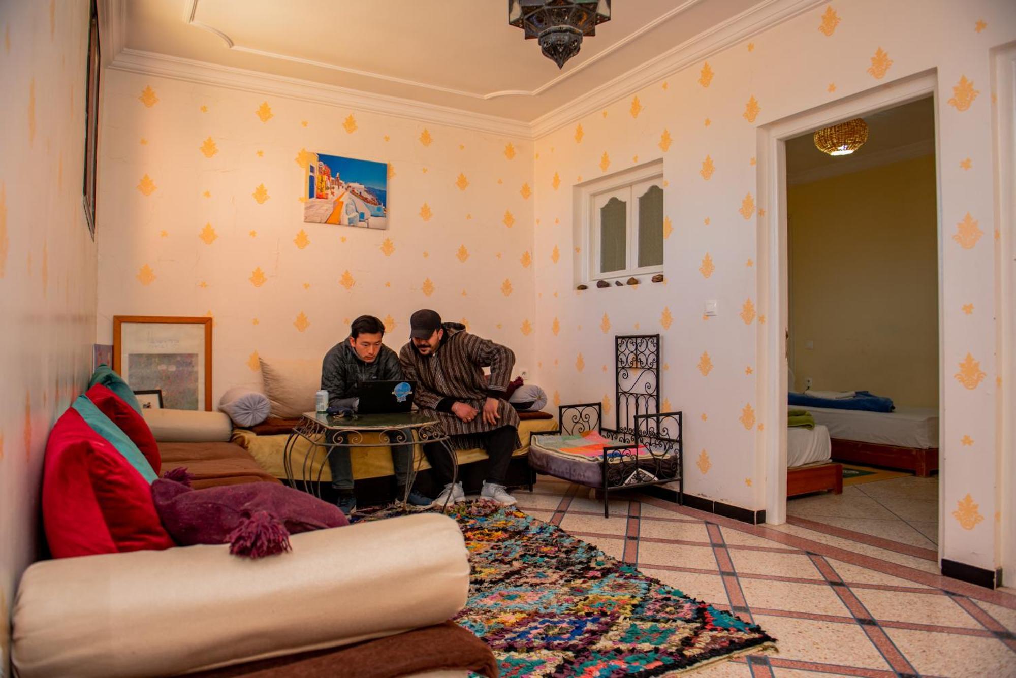 Afgo Hostel Tajda Buitenkant foto